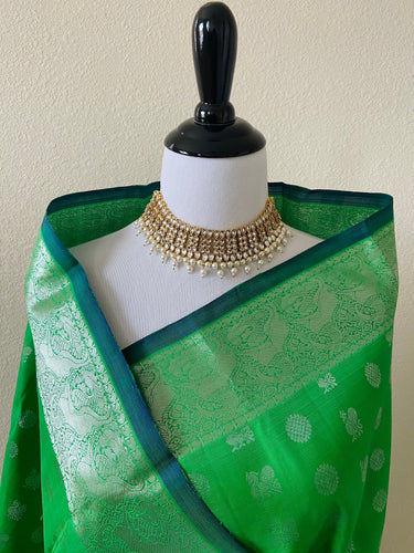 Handloom dark pastel green kanchipuram/Kanchivaram pure silk saree | Silk Mark | Ships from California